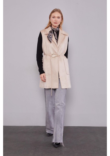 Bej Süet Kemer Detaylı Yelek fiyatları