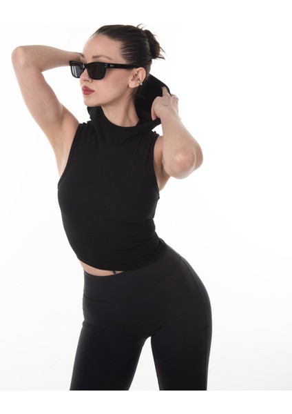 Kapüşonlu Kolsuz Esnek Crop