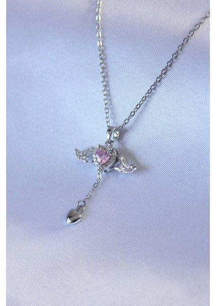 Bfs 316L Çelik Gümüş Renk Kanatlı Kalp Figür Zirkon Taş Detay Kadın Kolye