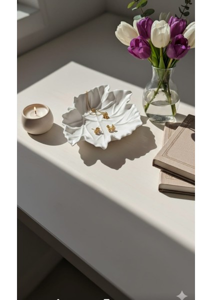 Dekoratif Takı Tabağı - Dalgalı Form Beyaz Minimal modelleri