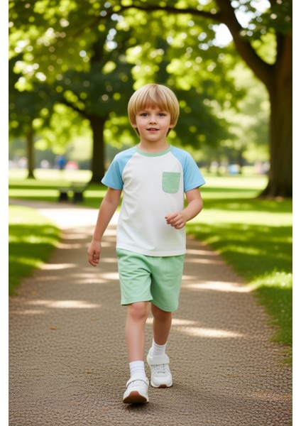 Erkek Çocuk %100 Pamuklu Günlük Kısa Kollu Üst ve Şort Kombin Kaliteli Şık Rahat modelleri