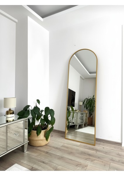 Gold Influencer Boy Aynası - 180X60 Ayarlanabilir Ayaklı Metal Çerçeveli 3 Renk Seçeneği