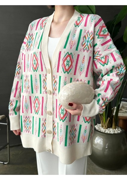 Triko Oversize Etnik Desenli Hırka