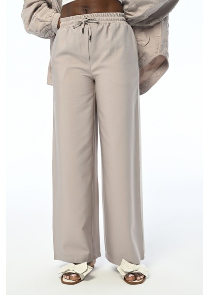 Kadın Rahat Kalıp Bol Paça Beli Lastikli Pantolon