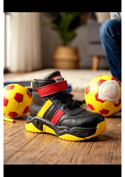 Hakiki Deri Ortopedik Taraftar Bot modelleri