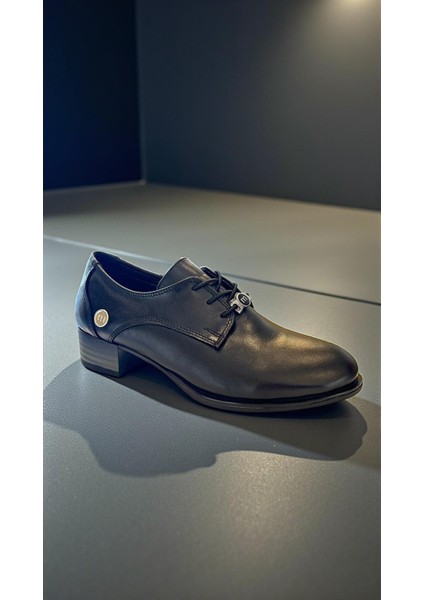 D25KA-875 Siyah Hakiki Deri Tam Ortopedik Kadın Casual Günlük Ayakkabı