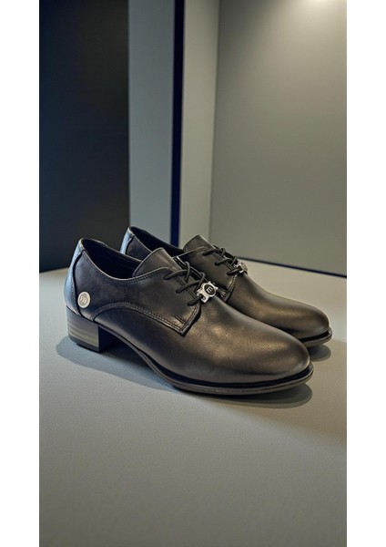 D25KA-875 Siyah Hakiki Deri Tam Ortopedik Kadın Casual Günlük Ayakkabı fiyatları