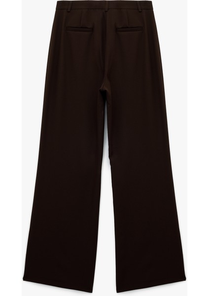 Düğme Detaylı Aplike Cepli Düz Bol Paça Kumaş Pantolon fırsatları