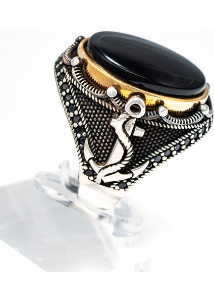Özel Işlemeli Knca Desenli, Siyah Oniks Taşlı 925 Ayar Gümüş Erkek Yüzük – Şık Tarz