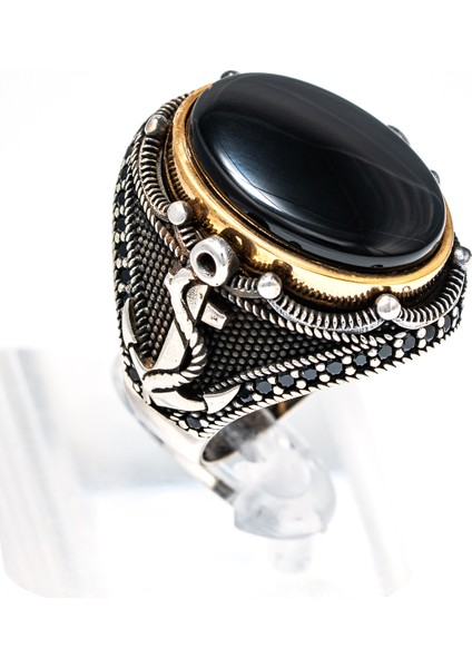 Özel Işlemeli Knca Desenli, Siyah Oniks Taşlı 925 Ayar Gümüş Erkek Yüzük – Şık Tarz