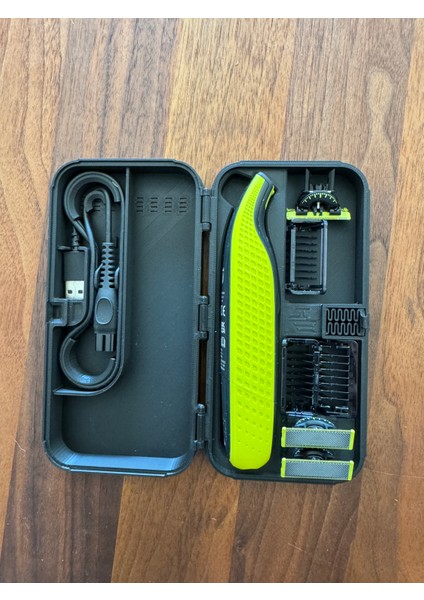Philips Oneblade Sert Taşıma Kılıfı (Siyah-Neon Yeşil) - Darbeye Dayanıklı Koruma Çantası - Yedek Bıçak Bölmeli - (Pro Serisi Uyumsuz) fiyatları
