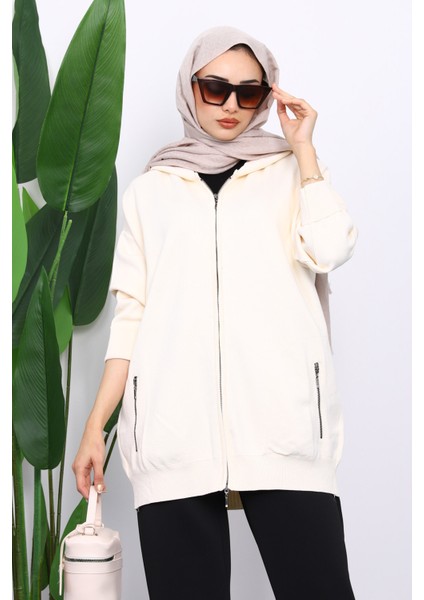 Krem Çift Cepli Fermuarlı Triko Hırka