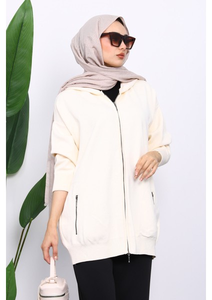 Krem Çift Cepli Fermuarlı Triko Hırka modelleri