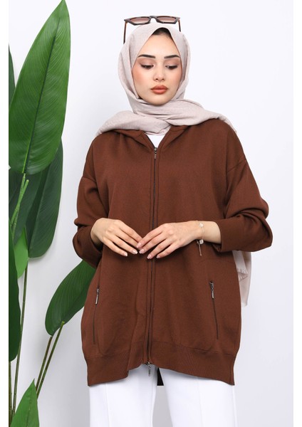 Kahverengi Çift Cepli Fermuarlı Triko Hırka