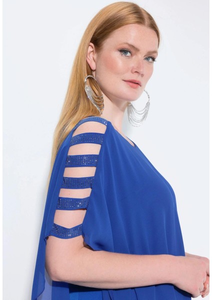 Kadın Büyük Beden Mavi, Tek Parça Jarse, Şifon Üst, Omuz Detaylı, Geniş Paça Abiye Tulum 65N39019 modelleri