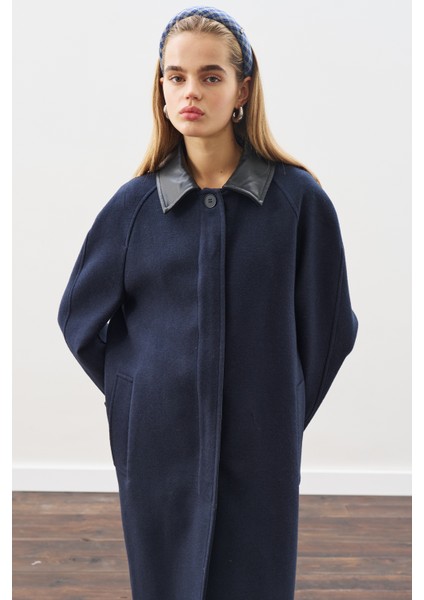 Deri Detaylı Kaşe Kaban Lacivert fiyatları