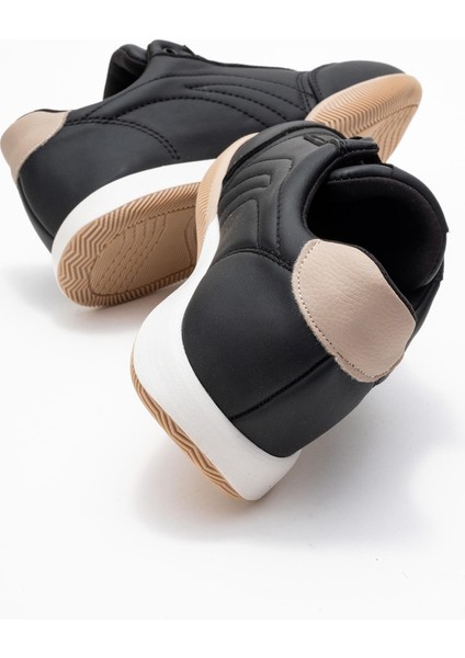 Virto Premium Siyah Bej Bağcıklı Kadın Spor Ayakkabı modelleri