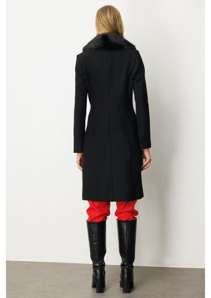 Kadın Yakası Kürklü Kapak Cepli Kaban 6065 Siyah fırsatları