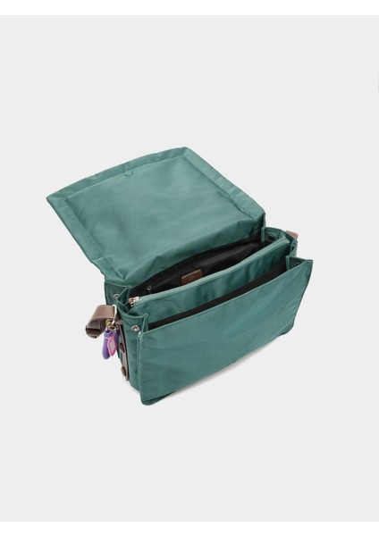 Charm'lı Teknik Kumaş Çapraz Askılı Çanta indirimleri