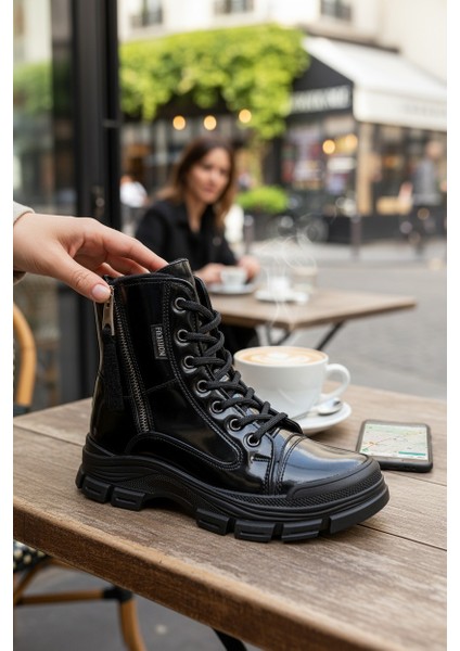 Conpax 5428 Siyah Rugan Kadın Fermuarlı & Bağcıklı Bot fırsatları