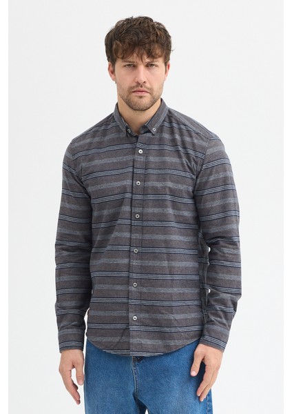 Regular Fit Pamuk Karışımlı Melanj Yatay Çizgili Düğmeli Yaka Gömlek fiyatları