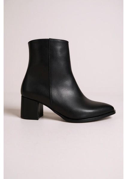 Popin Siyah Fermuarlı Kadın Sivri Burun Yarım Bot indirimleri