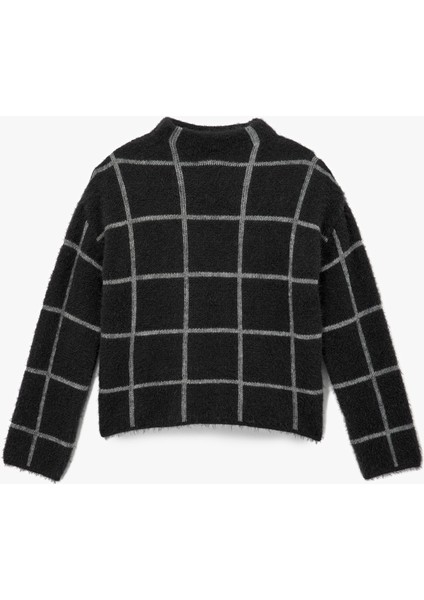 Uzun Kollu Dik Yaka Kareli Triko Peluş Kazak modelleri