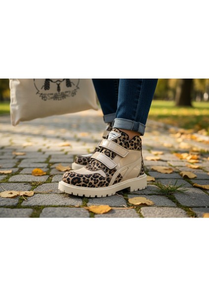 Leopar Desenli Hakiki Deri Ortopedik Kız Bot