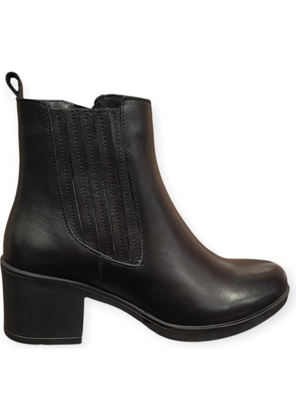 25021503K Topuklu Klasik Deri Kadın Bot fiyatları