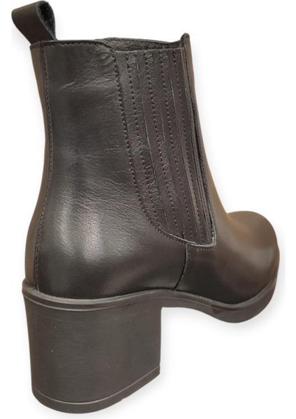 25021503K Topuklu Klasik Deri Kadın Bot fırsatları