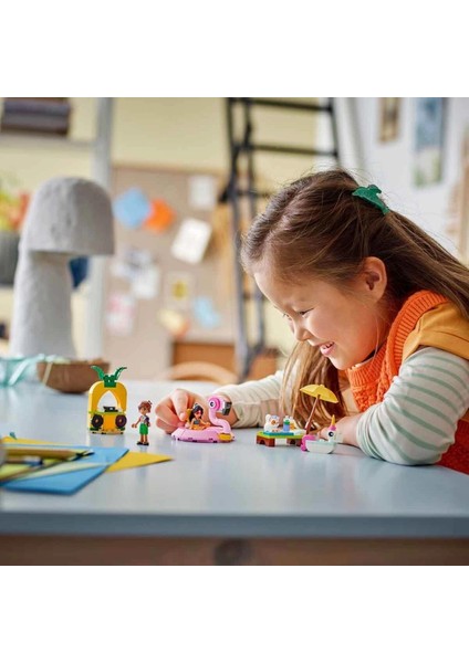 LEGO Friends Tek Boynuzlu At ve Flamingo Havuz Partisi 42658 modelleri
