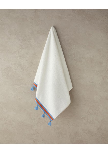 Tuft Pamuklu Püsküllü Yüz Havlusu 50X80 cm Ekru