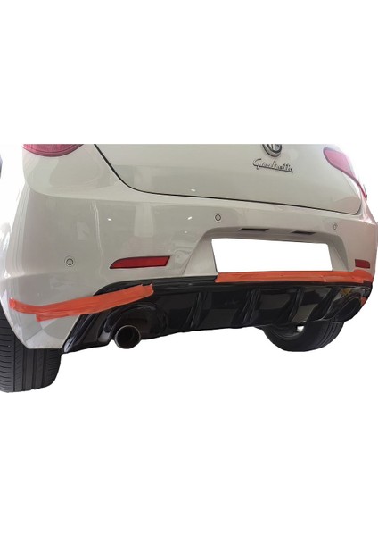 Alfa Romeo Giulietta Difüzör Çift Çıkış 2010-2020 Parlak Siyahuyumlu modelleri