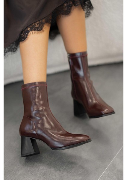 Fallon Kadın Rugan Streç Topuklu Bot Bordo