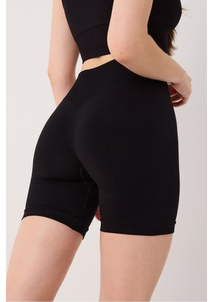 Essential Spor Şort Yüksek Bel Esnek Şekillendirici ve Toparlayıcı Seamless Tayt Kısa Şort