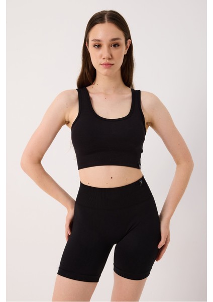 Essential Spor Şort Yüksek Bel Esnek Şekillendirici ve Toparlayıcı Seamless Tayt Kısa Şort fiyatları