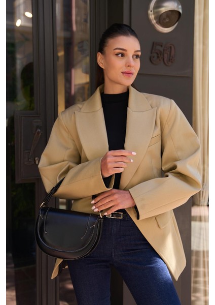 Siyah Kadın Kontrast Dikişli Çapraz Askılı El ve Omuz Çantası fırsatları