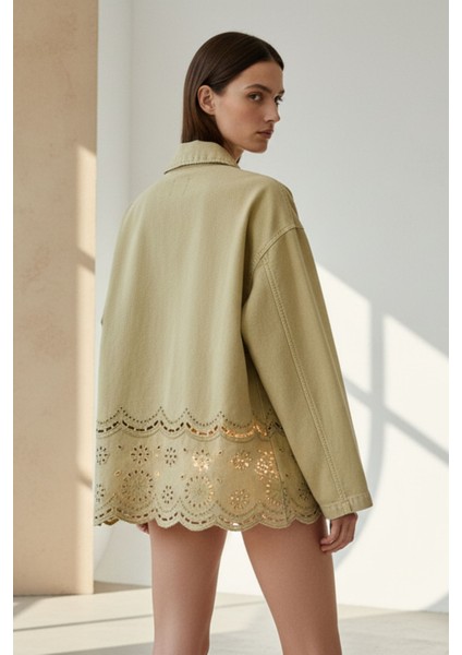 Kadın Yağ Yeşili Düğmeli Uzun Kollu Lazer Kesim Nakışlı %100 Pamuk Oversize - Yeni Sezon Kadın Ceket