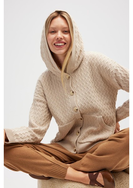 Yvonne Kapüşonlu Cepli Triko Hırka - Bej fırsatları