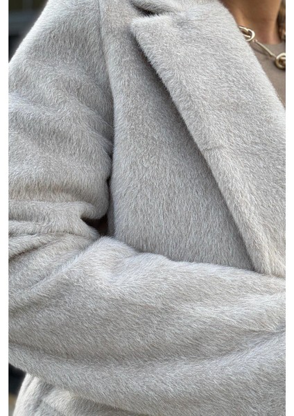 Ekru Siyah Kemerli Cep Detaylı Kadın Ceket indirimleri