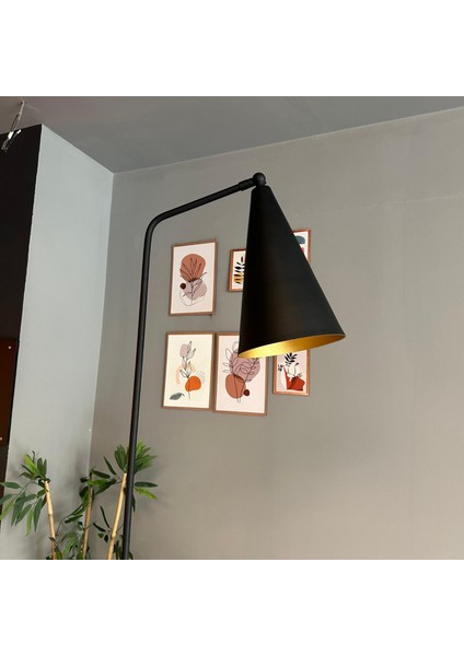 Siyah Lambader Düz Hareketli Başlık Modern Dekoratif Metal Oturma Odası Çalışma Odası Zemin Lambası indirimleri