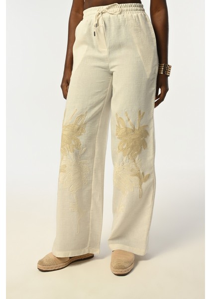 Kadın Beli Lastikli Bol Paça Önü Nakış Işlemeli Pantolon modelleri