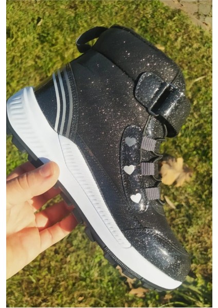 Kız Çocuk Kışlık Kaymaz Taban Su Geçirmez Cırt Cırtlı Yarım Bot modelleri