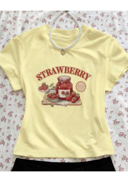 Kemer Boy Baby Tee Strawberry Baskılı Crop Bluz