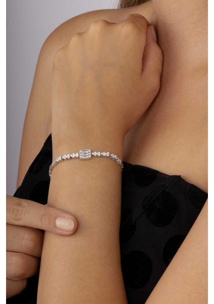 Baget Taşlı Rodyum Kaplama Su Yolu 925 Ayar Gümüş Bileklik modelleri