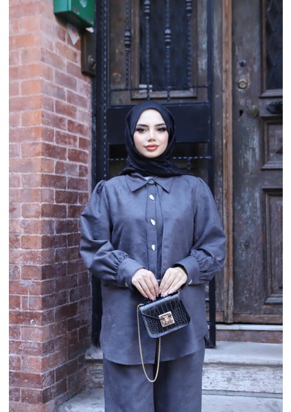 Sedef Düğmeli Süet Takım modelleri