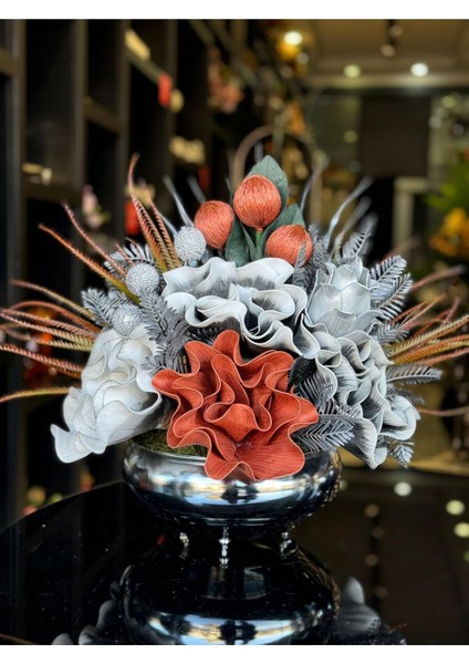 Yapay Çiçek Aranjmanlı Gümüş Yassı Vazo No:28