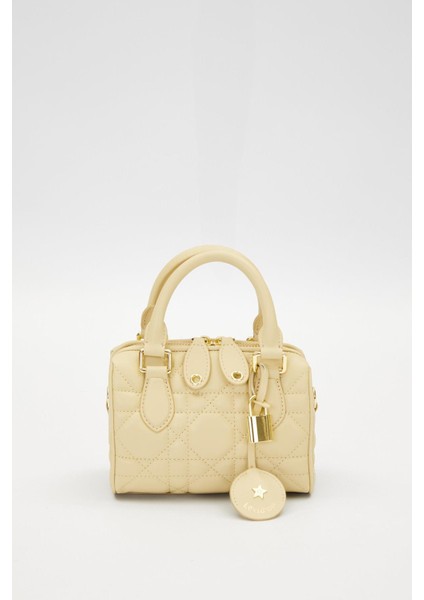 Açık Yeşil Kilit Aksesuar Detaylı El Çantası