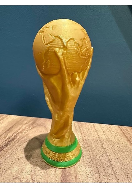 Dünya Kupası Temalı Kupa – 15 cm 3D Baskı Altın Renk Şampiyonluk Figürü (World Cup)