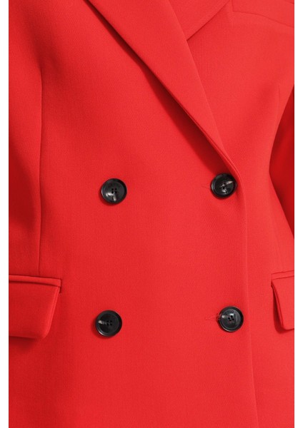 Kırmızı Asimetrik Kapama Cep Detaylı Ceket fırsatları